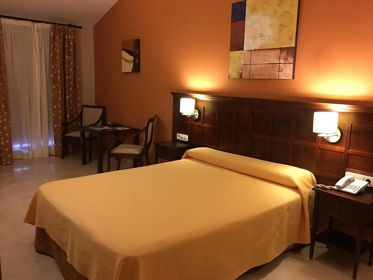 Hotel Sierra Hidalga Ронда 3*,